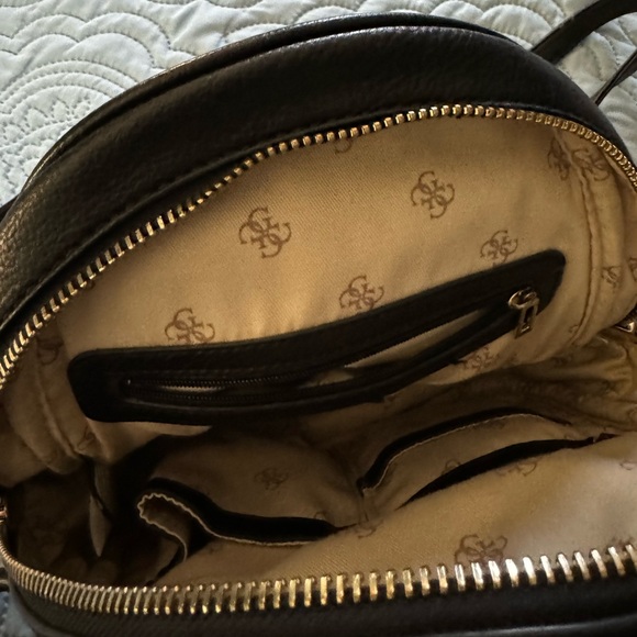 Guess Mini Backpack - Picture 4 of 7